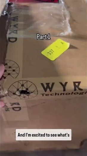 Transform Your Office with the Wyrd Light Unboxing! #WyrdLight #GoWyrd