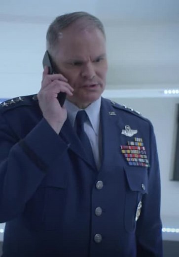 Alistair MacLean's Air Force One Is Down S01:E01 - Part 1