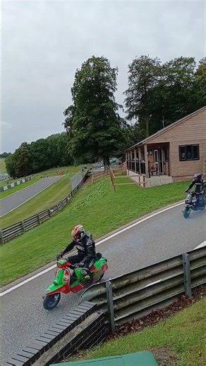BSSO scooter racing Cadwell park 2025