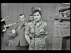 ❤Crazy by Patsy Cline- In the memory of this great singer