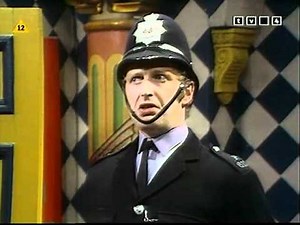 Monty Python - Nalot Policyjny PL