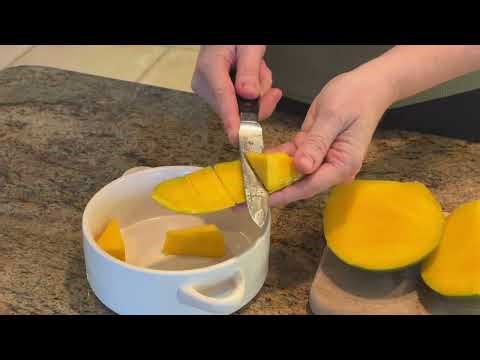 How to Cut a Mango (The Best Method)