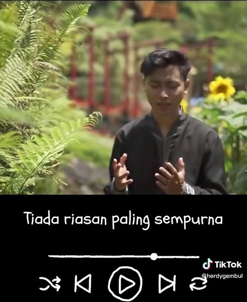 #arviandwi #satushafdibelakangmu #satu #shaf #dibelakangku #ku #mencintaimu #tuk #sempurnakan #ibadahku #edit #video #liriklagu #indonesia #iseng