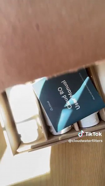 Healthy hydration has officially arrived ✨ Cloud makes your everyday life easier by minimizing the hassle of heavy water jugs or inefficient pitcher filters and providing you crystal-clean water on tap. ☁️ #cloud #cloudwater #cloudwaterfilters #water #reverseosmosis #alkaline #mineralwater #health #alkalinewater #toxinfreeliving #waterfilter #waterfilters #waterfiltertiktok