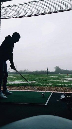 My First Swing with my new Nike SQ 460 Lucky 13 Driver ⛳🌧 #golf #golftok #golftiktok @Nike