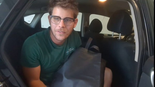 SUV Air Mattress Camping Bed - Car Mattress Back Seat Portable Foldable Car Air Bed SUV Sleeping Pad Car Bed Mattress for Sedan SUV Truck, Full(black）