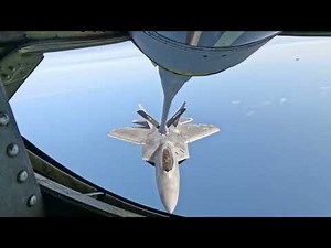 8 F-22 Raptors Refuel Mid-Air! Stunning Training Over the Atlantic Ocean