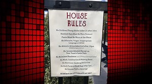 Dress Code At New Fells Point Crab House Raises Questions