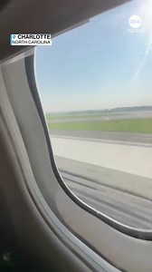 Another Video from Inside the cabin of a Delta Boeing 717, passengers applaud after pilots perform a successful landing at Charlotte Douglas International Airport. The nose landing gear did not deploy. All passengers and crew evacuated safely and unhurt. 🎥 ©Edward Cates/ABC News | FlightMode