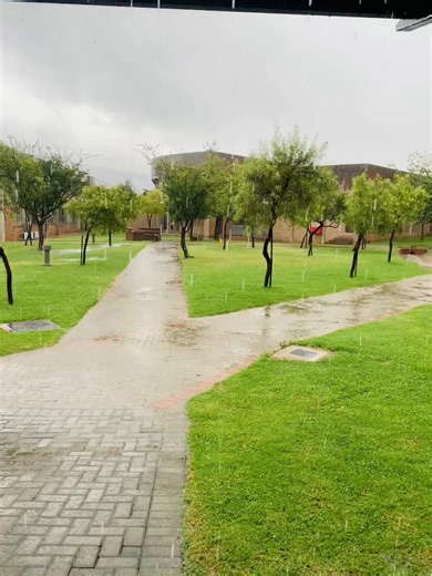Exploring a Rainy Day at the University of the Free State