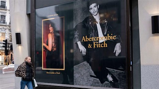 Abercrombie & Fitch stock tanks on weak outlook