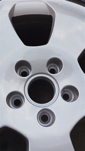 Audi A3 2008 rims renovation.Color code L1H7.Mipa