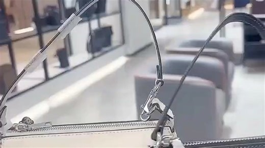 蔻驰（COACH）Nolita19品牌标志性Logo拉链开合光滑皮革单肩手提包小号黑色女款 礼盒装(基础装+黑色专柜礼盒)