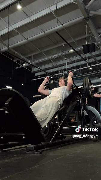 Training Hard at Everlast Gym: Join the Fitness Journey