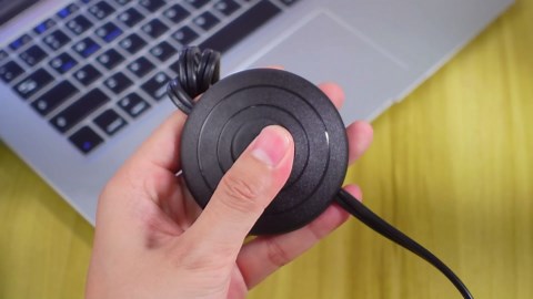 2 Pack Christmas Y Splitter Foot Switch Extension Cord for Christmas Tree 5ft Black Step on Power Extension Cord with ON/Off Switch for Christmas Lights Decor(1 to 3 Way Outlet)