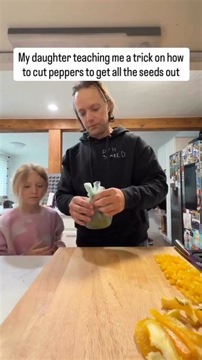 My flabber is gasted 🧑‍🍳 We were cooking breakfast this morning and I had just finished chopping up a yellow bell pepper. I was trying to clean up all the seeds that went everywhere and that’s when little Cashy came over to tell me she knew how to cut it without getting seeds all over the place. She told me to follow the lines down the side of the pepper but stop just before the bottom and not cut all the way to the stem. Then she said to just pull apart and voilà! As you can hear she learned 