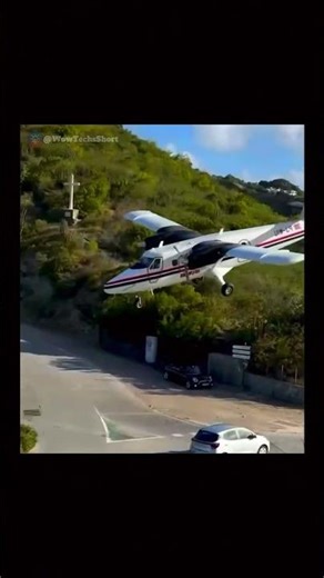 This plane tackles one of the most dangerous airports in St Barts