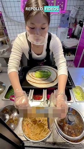 How to make a burrito on the fastest machine #burrito #automation #satisfying