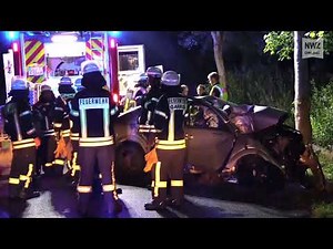 Mit Auto gegen Baum: Fahrer aus Bösel tödlich verunglückt