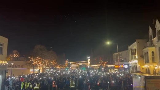 🎆 A huge thank you to Dynamite Fireworks LTD 🎆 After having to cancel last year’s display due to Storm Bert, we were determined to make up for it — and wow, did we ever! This year’s grand fireworks finale at the 2025 Heanor’s Christmas Lights Switch On 💫 was absolutely spectacular. A massive thank you to Dynamite Fireworks for delivering an unforgettable show. And to each and everyone of you who came out and braved the weather — your amazing crowd participation helped make it a truly magical 