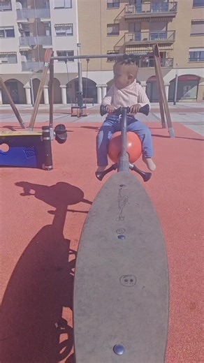 King 👑 Leo on the playground