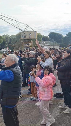 183K views · 4.5K reactions | El Adiós  de las familias a Tripulantes del Ahiso A.R.A "PUERTO ARGENTINO" rumbo a la PANC 2025/2026 y la salida de la unidad desde Puerto Belgrano #PANC #Antártida #ArmadaArgentina | Punta Alta Visión | Facebook