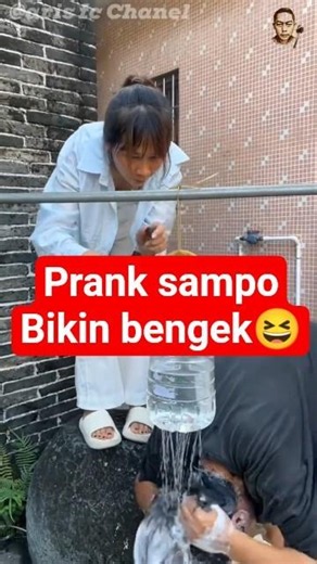 Niat Keramas Malah Jadi Hitam Semua! Prank Lucu Air Tinta 😭#videoshort #lucu #shorts