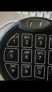 Setting up the first fingerprint on a SecuRam Biometric lock.