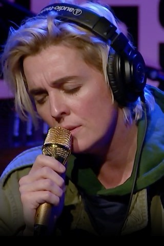 VIDEO: Brandi Carlile Talks Mortality, Stardom, and Embarrassing Moments on Stage | Howard Stern