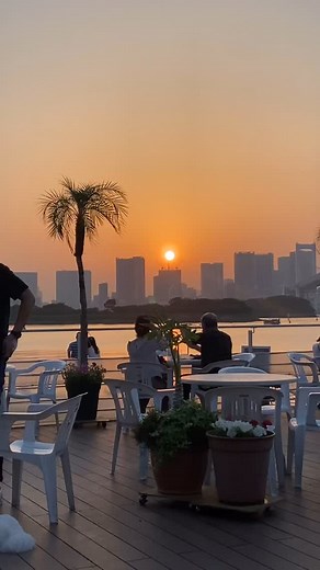 Sunset over Tokyo bay! #sbsa789 #lazy897 #georgecockle ##ehukaibeachpark #ehukaibeach | George Chumly Cockle