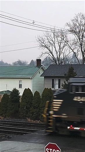 4646 and 4378 NS Locomotives