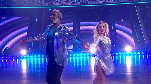 There’s no such thing as too much Charles Oakley 🙌 | Dancing with the Stars