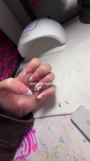 the bases r two different shades whoops #nails #immyownnailtech #fyp #wowsocute #domynailswithme