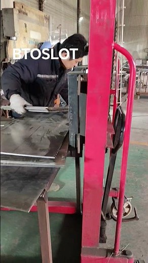 Wedge Wire Screen Cylinders & Panels | Precision Filtration Solutions for Industry