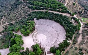Flying over Ancient Epidaurus is simply awe-inspiring (vid) - ProtoThema English