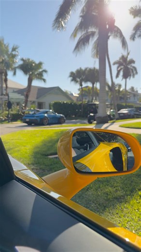 Two Porsche GT3RS and a McLaren Artura make for a fantastic supercar convoy.