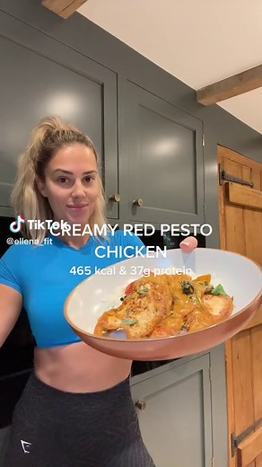 Creamy Red Pesto Chicken Recipe