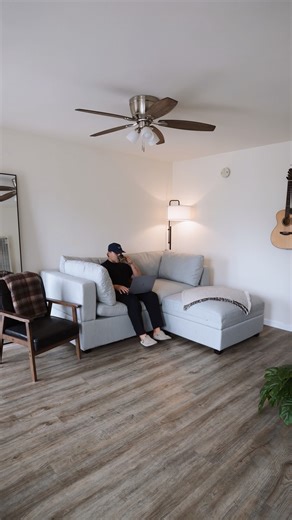 The Kova Box Cushion Sectional from ‪@AlbanyParkHome‬ #livingroom #newapartment #kovaboxcushion