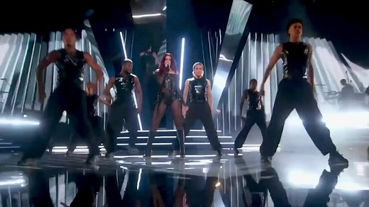 Dua lipa en su Performance para los Grammys 2024 | Pop Music