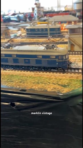 #marklin #ho #analog #modeltrains #vintage #trainspotter