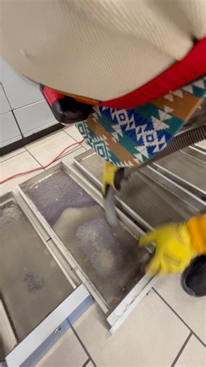 ASMR Lint Trap Cleaning at the Laundromat ❤️ | Lint Away