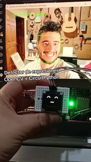 Detector de Expresiones con OpenCV y IdeaBoard