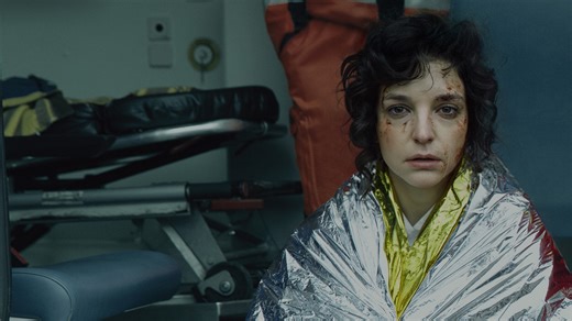 When a woman confronts her husband with a mysterious photo of him from years ago, he pretends it's nothing. Then he disappears. Harlan Coben's Just One Look is now playing only on Netflix. | Netflix