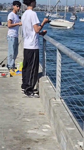 Casting from Land what did he catch! 💀