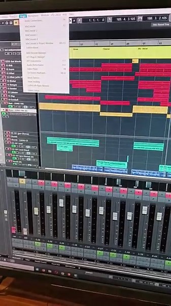 Cubase. Audio plays in only one ear SOLVED. Cubase problems FIXED.