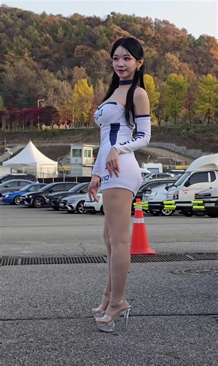 벨라 레이싱모델 RACINGMODEL KOREANMODEL