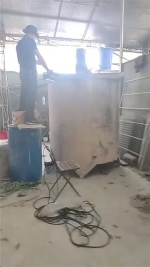 Industrial Mixing Tanks & Agitators