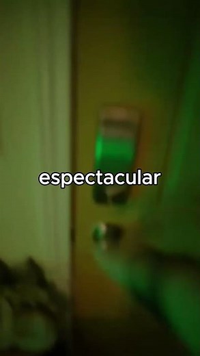 Así se Ve Despertar Bajo una Aurora Boreal