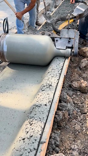 898K views · 2.6K reactions | Time to close out our countdown with our #5 most watched video of 2024: Field Service Technician Kenny Weaver conducted a training session on the Curb Roller and #1 drum with Des Moines Dirt Worx. During the session, they successfully completed approximately 290 linear feet in just 50 minutes. | Curb Roller Manufacturing | Facebook