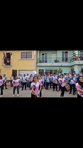 Con inspiración y mucho respeto de la #deltamusicband #deltamusic @DELTA MUSIC BAND #bandaslatinas #guatemala #huehuetenango #huehue_music_band #salvadoreña🇸🇻